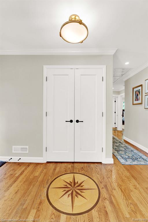 19418 Warwick Street, Beverly Hills, MI 48025 — Photo 5