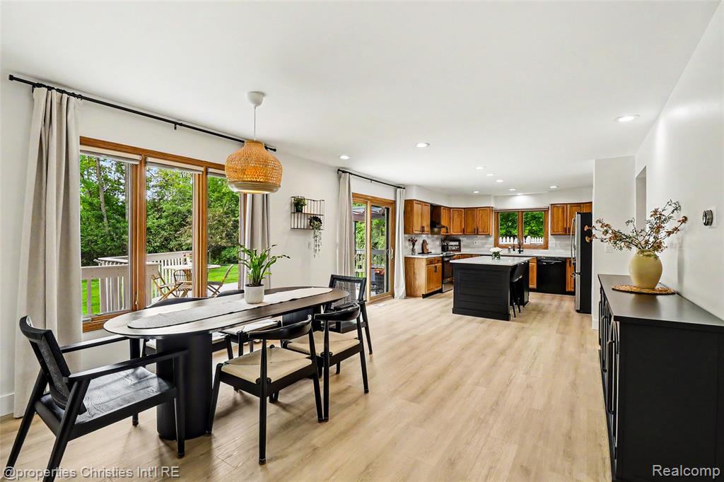 252 Granada Drive, White Lake, MI — Photo 9