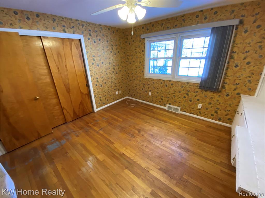 18635 San Diego Boulevard, Lathrup Village, MI 48076 — Photo 17