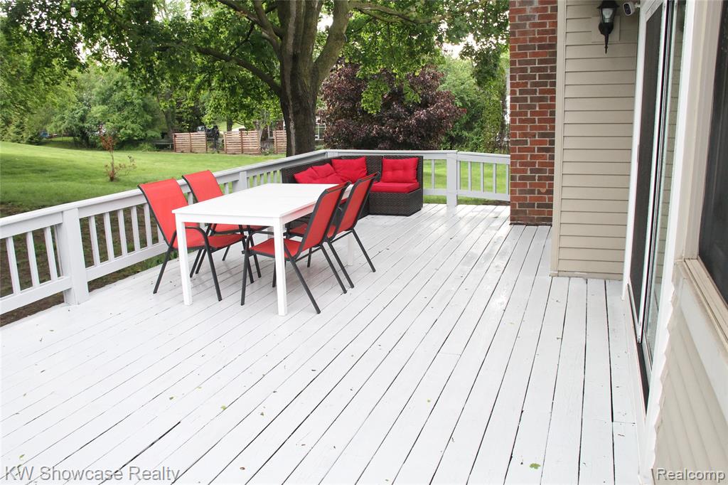 5226 Green Road, West Bloomfield, MI 48323 — Photo 39