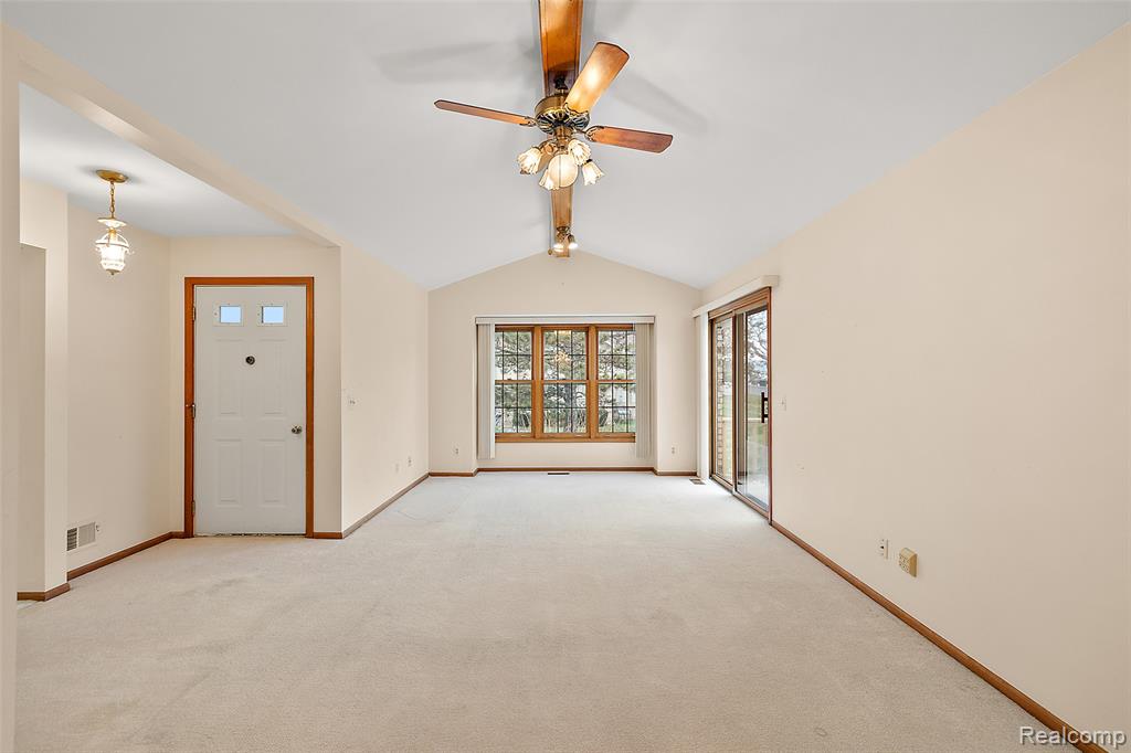 42590 Schienle Lane, Clinton Twp, MI 48038 — Photo 20