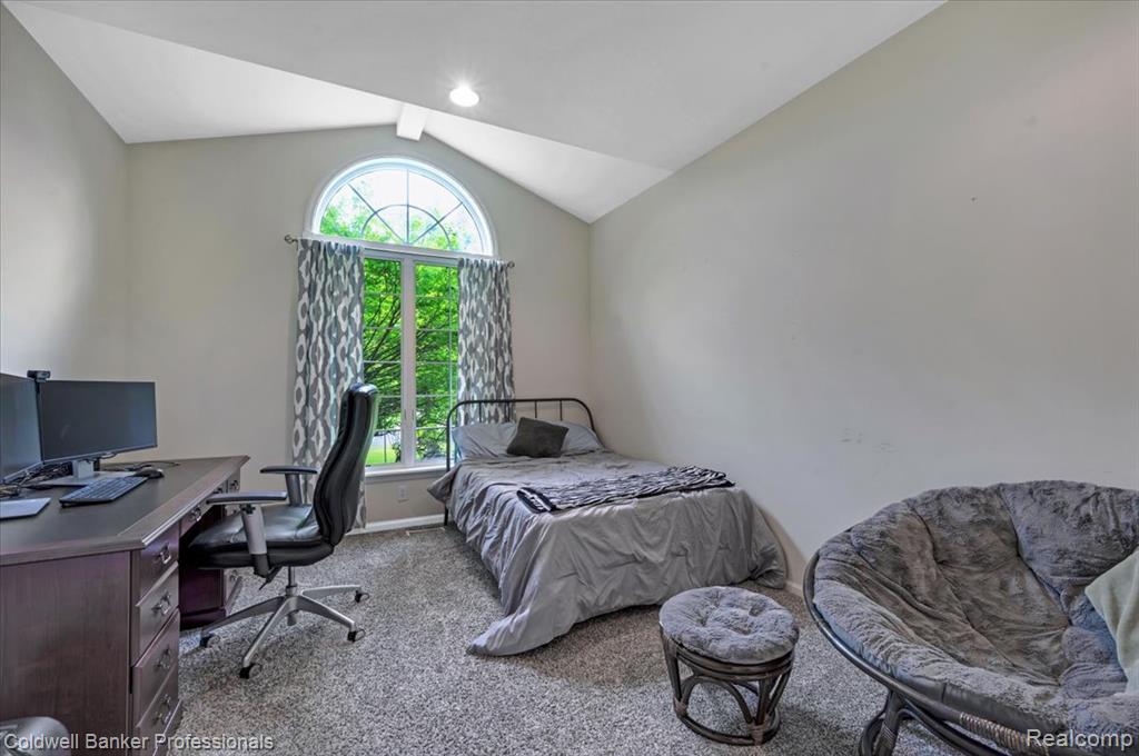1518 Wildwood Court, Flint, MI 48532 — Photo 19