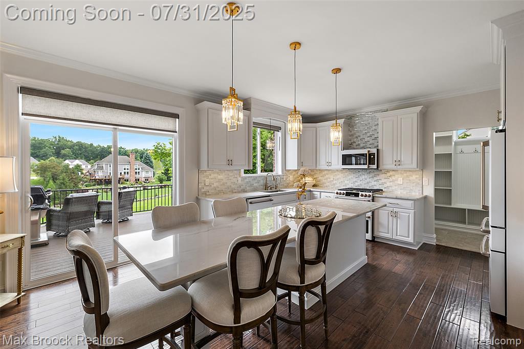 8926 Stonewall W, Clarkston, MI 48348 — Photo 13
