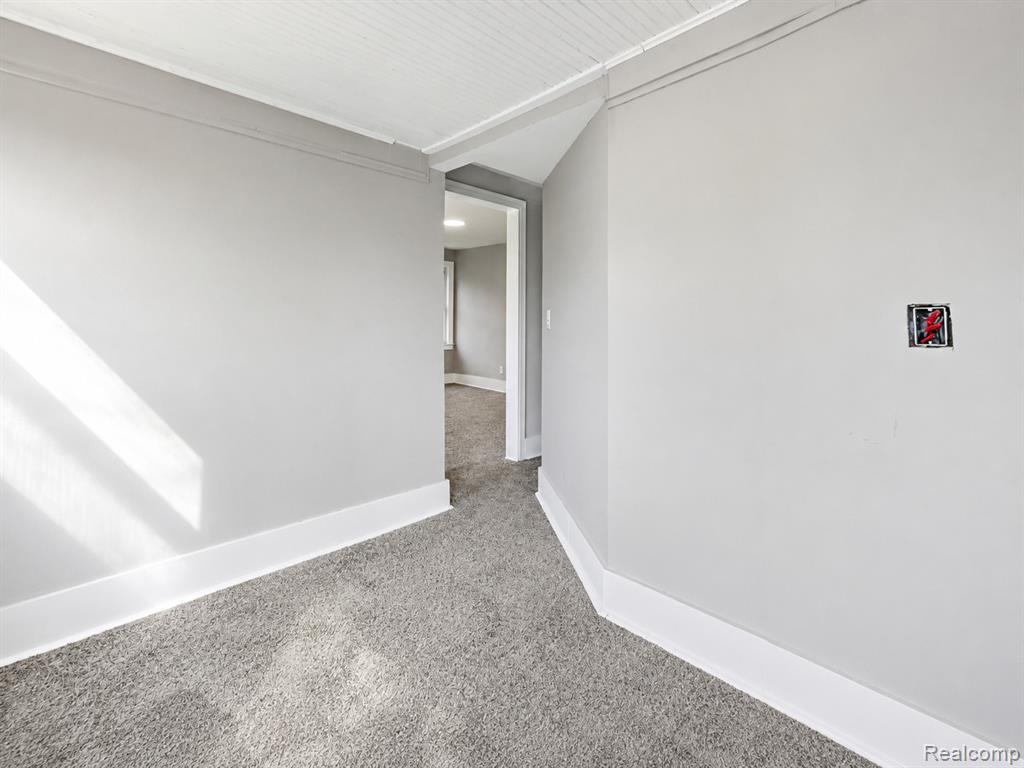 9175 Devonshire Road, Detroit, MI 48224 — Photo 20