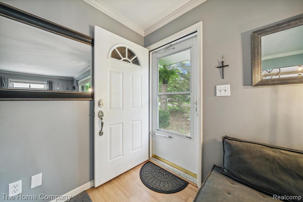 764 Dunreath Street, Wolverine Lake, MI 48390 — Photo 4