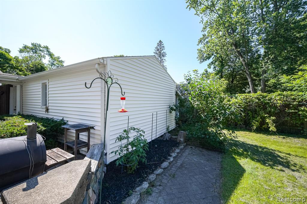 2724 CRANBROOK Road, Ann Arbor, MI 48104 — Photo 26
