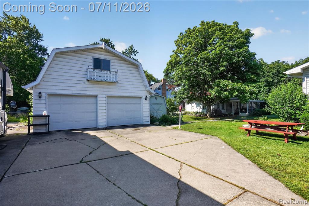 500 E Vienna Street, Clio, MI 48420 — Photo 36