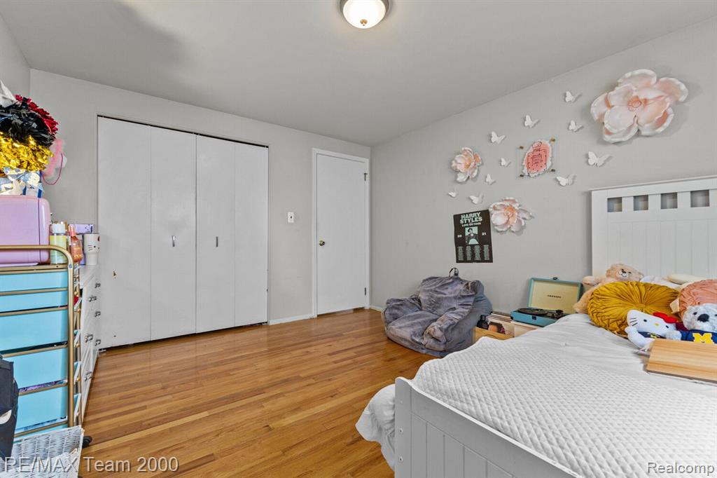 708 DOVER Street, Dearborn Heights, MI 48127 — Photo 19