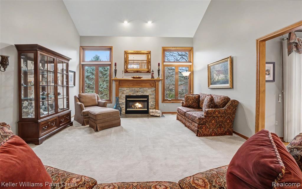 247 Glenmoor Drive S, Rochester, MI 48307 — Photo 20