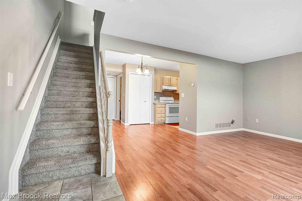 50406 BAY Run S, Chesterfield, MI 48047 — Photo 11