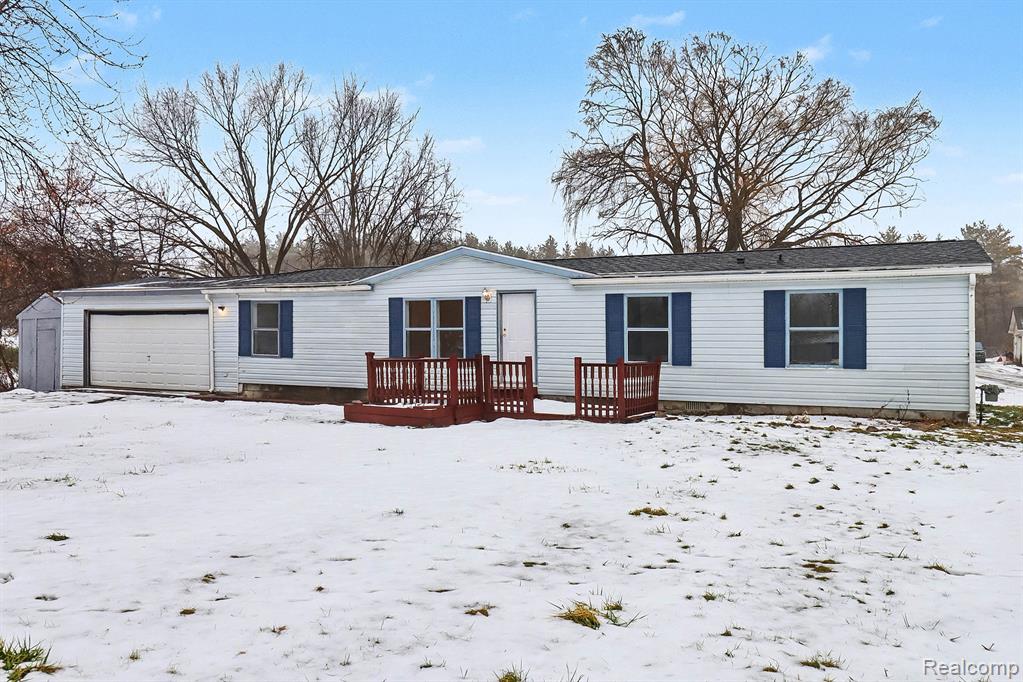 1295 W Cook Road, Grand Blanc, MI, 48439