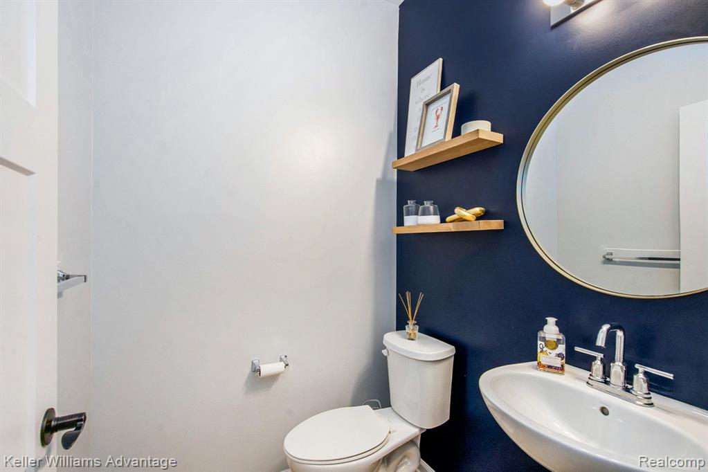 594 Anne Avenue, Brighton, MI 48116 — Photo 8