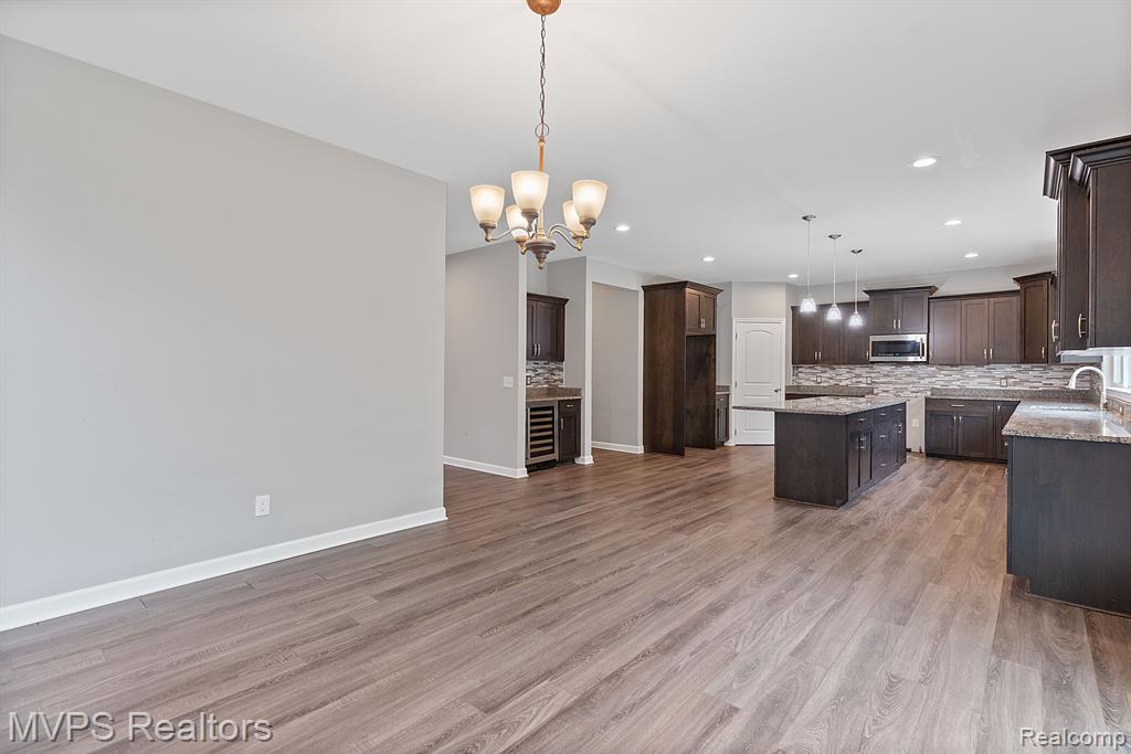 5325 SHOREWOOD Drive, Fort Gratiot, MI 48059 — Photo 15