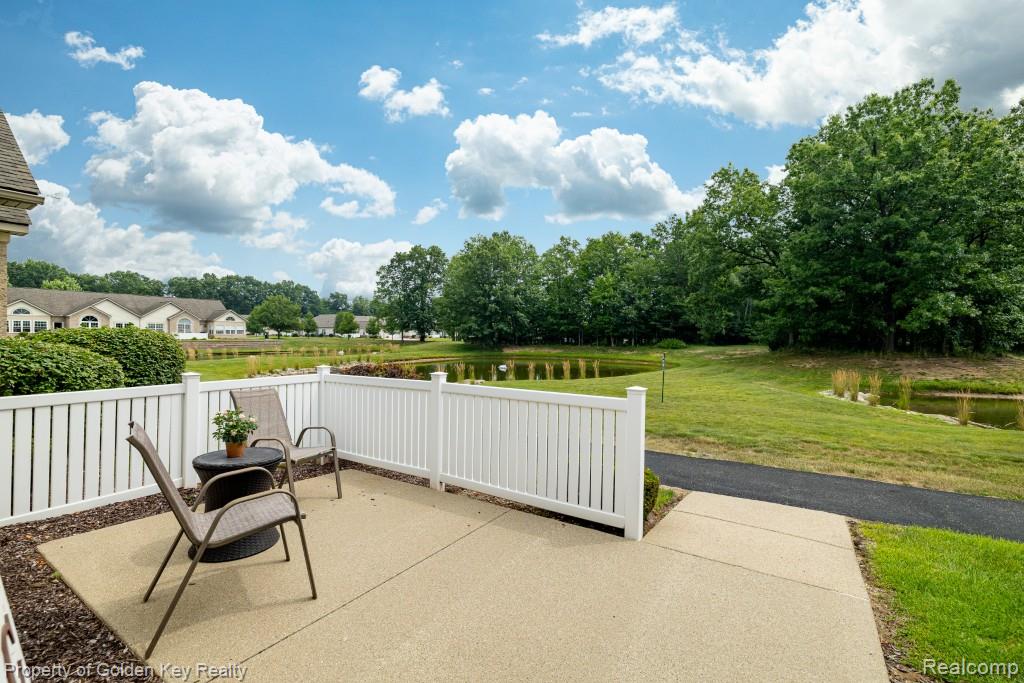 1160 Abbey Court, Westland, MI — Photo 23