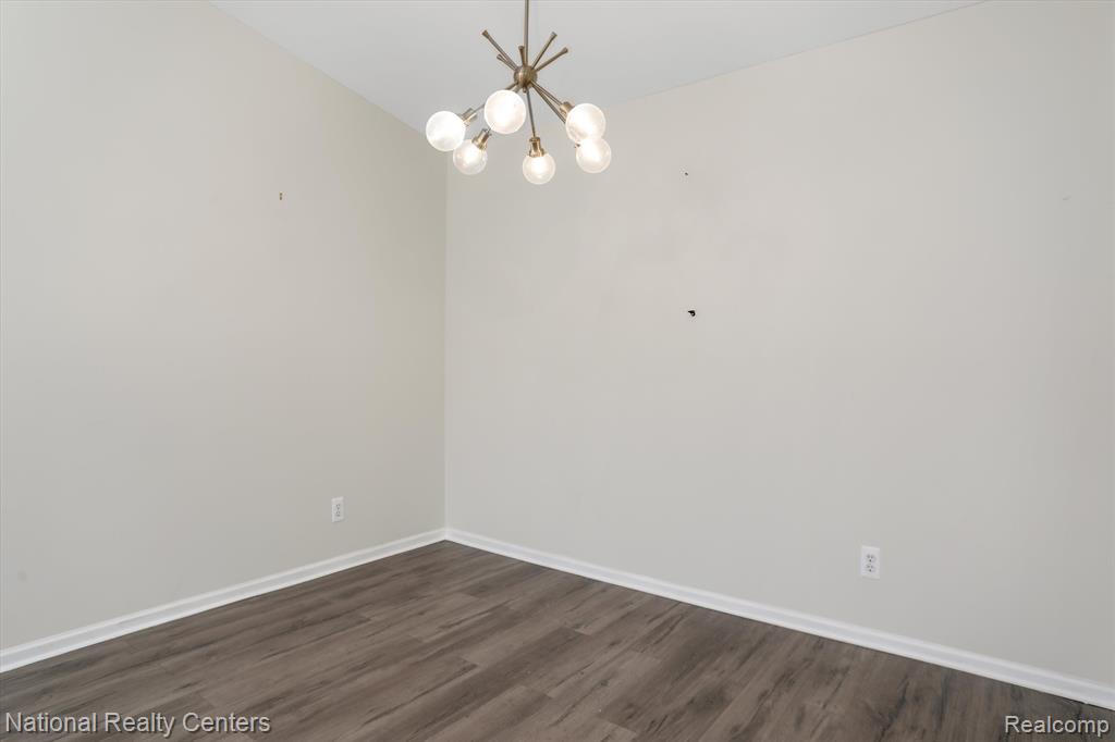 44973 MARIGOLD Drive, Sterling Heights, MI 48314 — Photo 10
