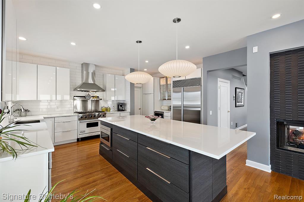 28020 Moran Street, Harrison Township, MI, 00000