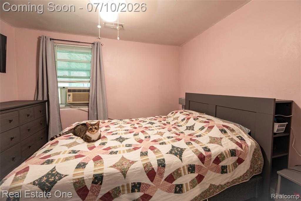 875 S Grey Road, Auburn Hills, MI 48326 — Photo 16