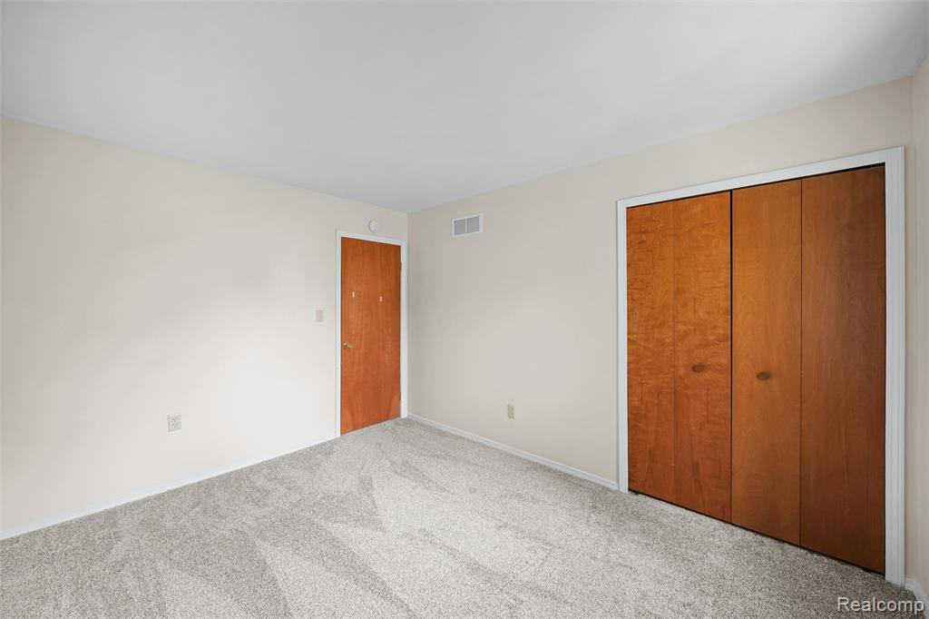 41257 S Woodbury Green Drive, Belleville, MI 48111 — Photo 19