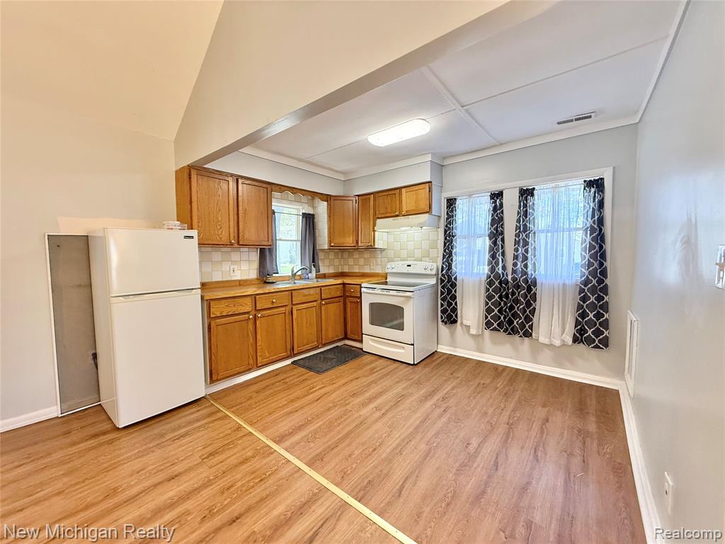 300 Georgia Drive, Lapeer, MI 48446 — Photo 16