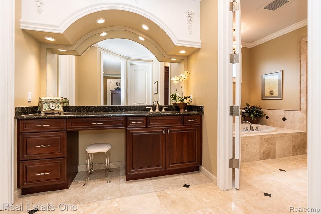 2737 Pebble Beach Drive, Oakland, MI — Photo 34