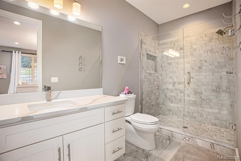 5888 Wyndam Lane, Brighton, MI 48116 — Photo 21
