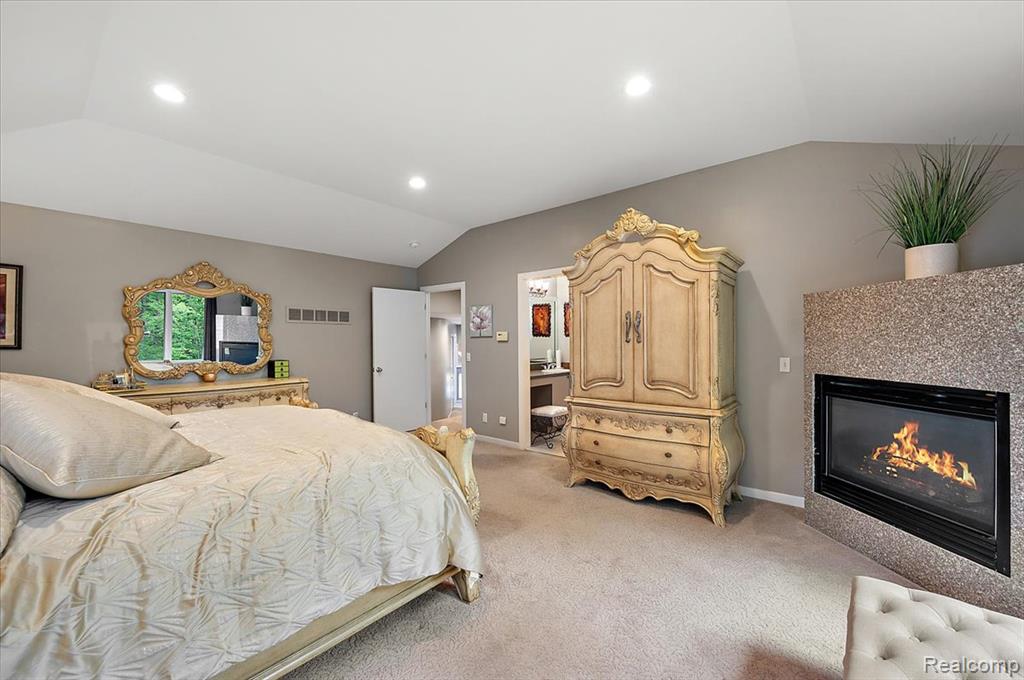 6280 Branford Drive, West Bloomfield, MI — Photo 52