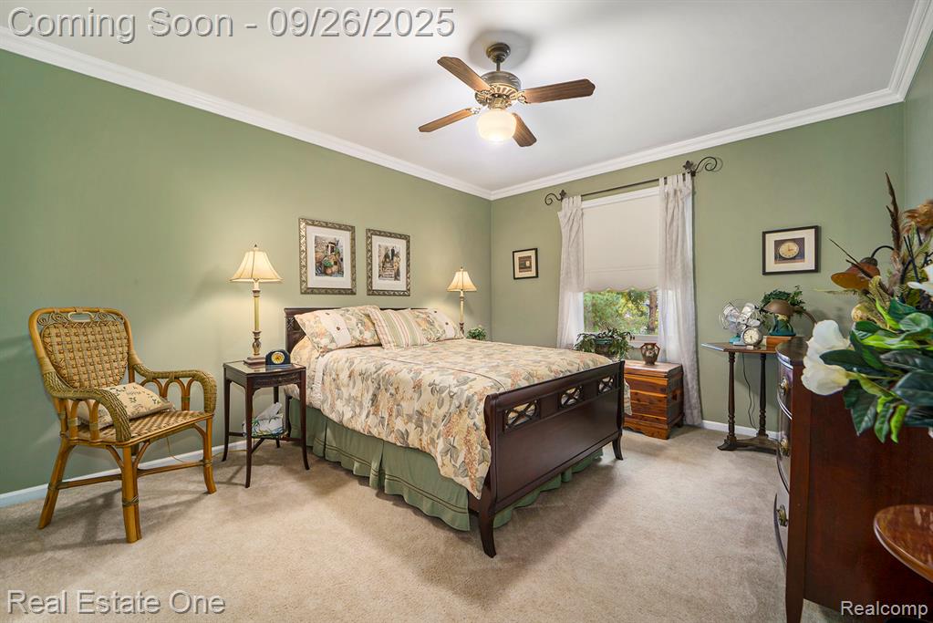 6764 Redford Circle, Troy, MI 48085 — Photo 30