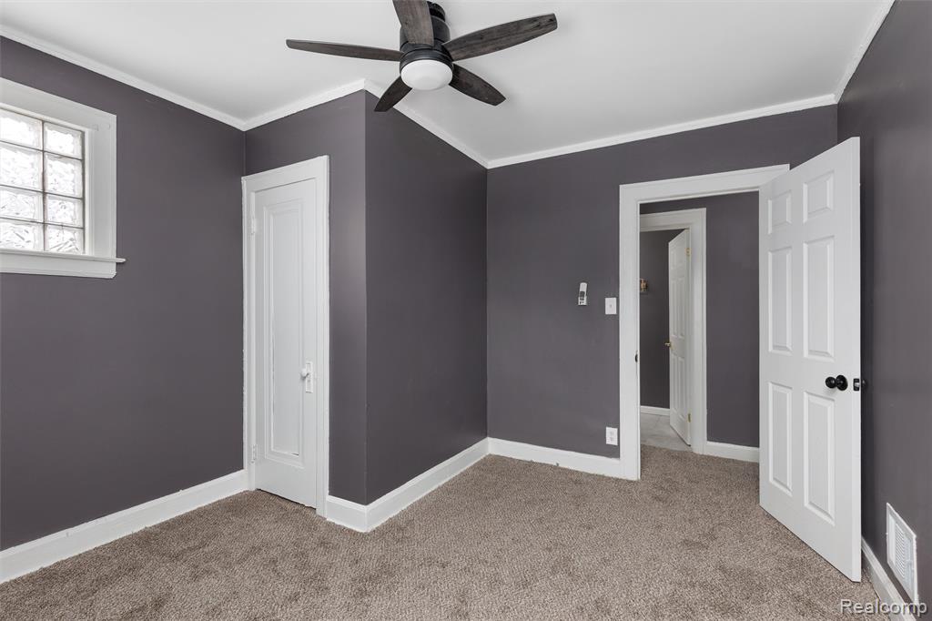 18439 Alcoy Street, Detroit, MI 48205 — Photo 13