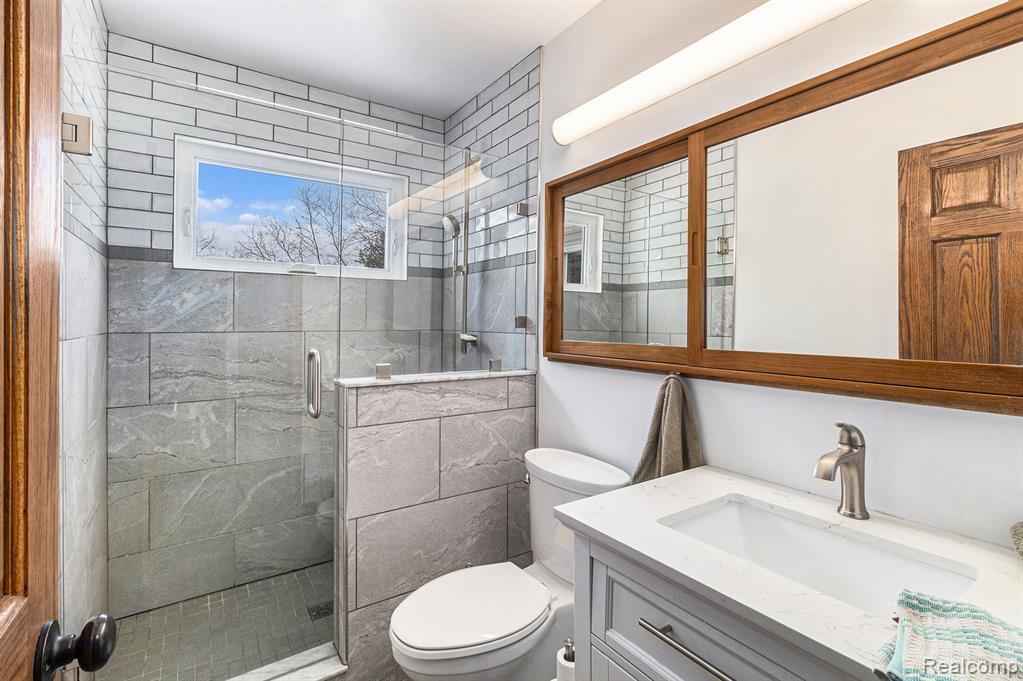 2217 Miark Drive, Lapeer, MI 48446 — Photo 18