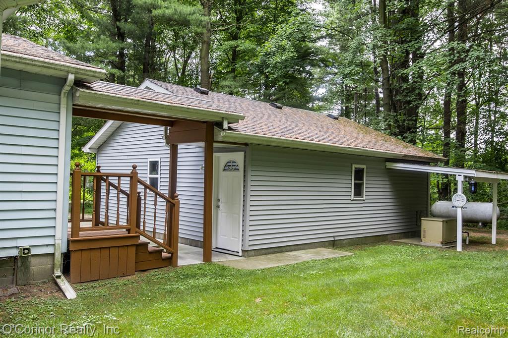 5386 Fitzgerald Road, St. Clair, MI 48079 — Photo 22