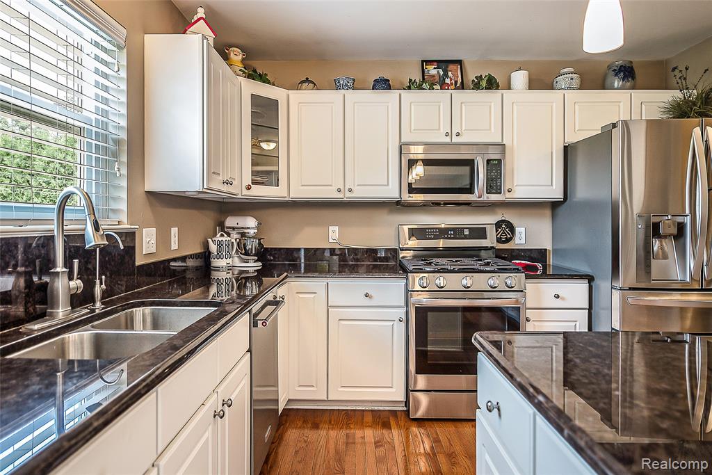 2116 Ore Creek Lane, Brighton, MI 48114 — Photo 11