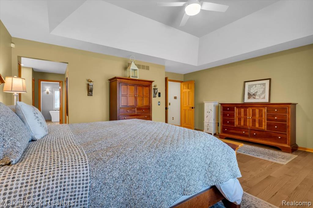 5970 Lynne Hollow Drive, Commerce Twp, MI 48382 — Photo 27