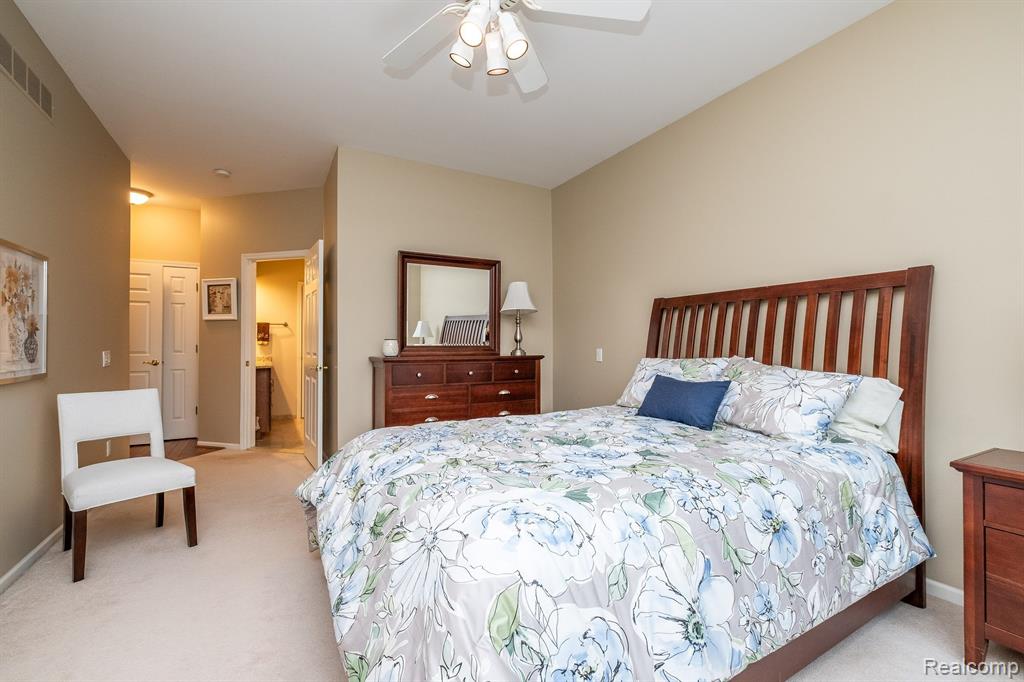 16189 FOREST LAKE Drive, 127, Northville, MI 48168 — Photo 19