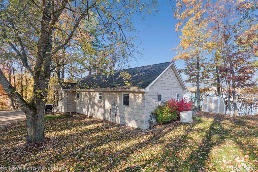 4469 Canal Drive, Harrison, MI 48625 — Photo 22