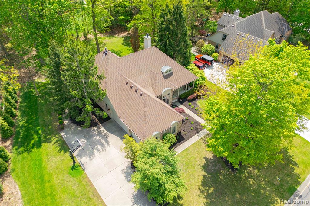8487 Sherwood Drive, Grosse Ile, MI 48138 — Photo 48