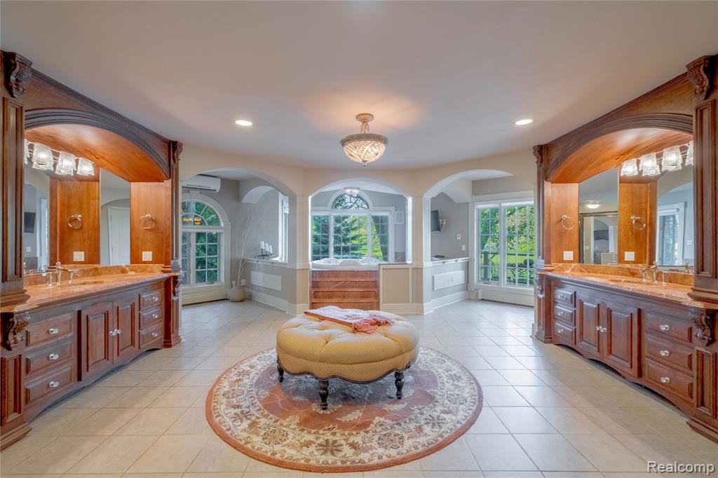 6279 CANTER CREEK Court, Grand Blanc, MI 48439 — Photo 26