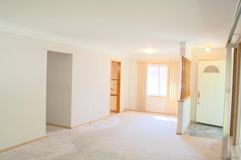 9045 Carter Avenue, Allen Park, MI 48101 — Photo 12