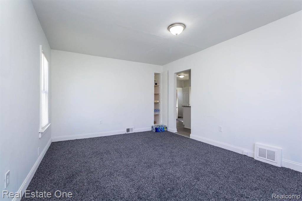 18666 Carrie Street, Detroit, MI 48234 — Photo 6