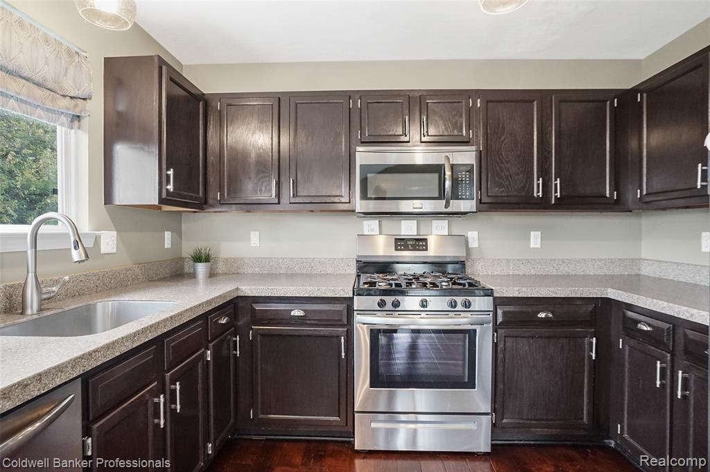 547 Tyler Lane, Canton, MI 48188 — Photo 16