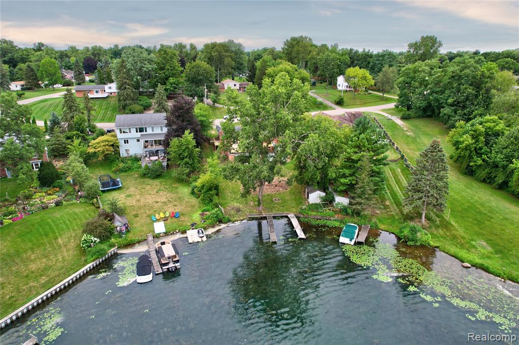 11476 Delmar Drive, Fenton, MI 48430 — Photo 46