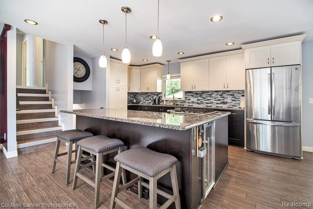 5885 Rockcroft Boulevard, Clarkston, MI — Photo 5