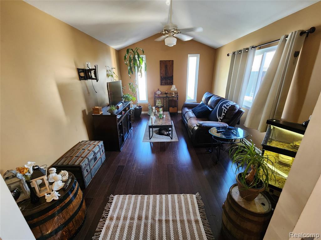 3955 Trumbull Street, Trenton, MI 48183 — Photo 13