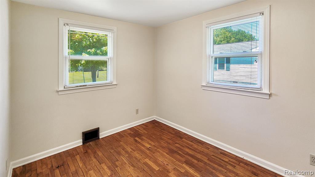 10494 S GRAHAM Road, St. Charles, MI 48655 — Photo 9