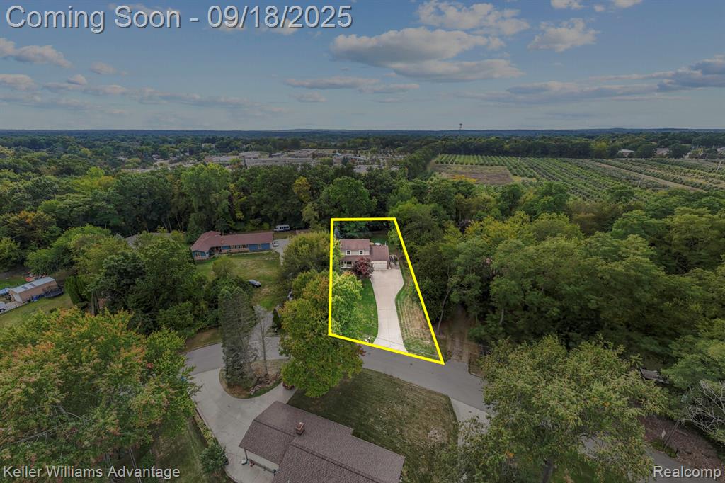 4921 Whitlow Court, Commerce Twp, MI 48382 — Photo 4