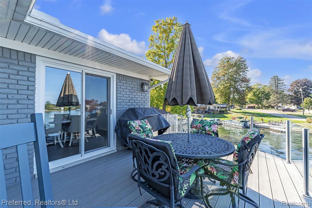 7660 Maceday Lake Road, Waterford, MI 48329 — Photo 91