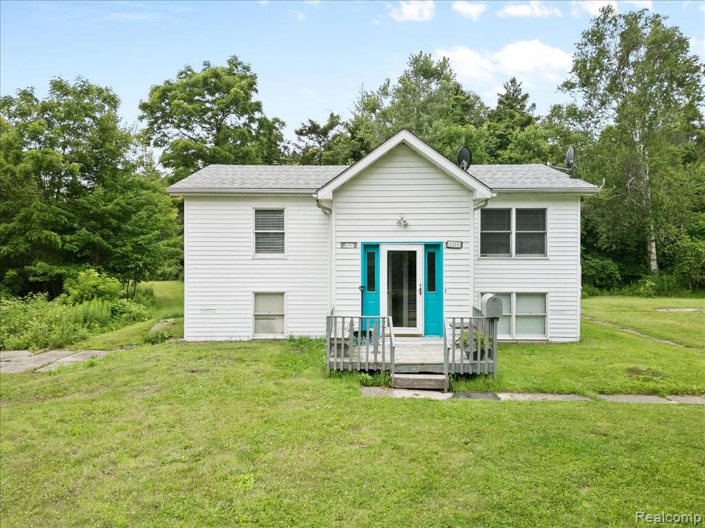 1615 N Lakeshore Road, Port Sanilac, MI 48469 — Photo 2