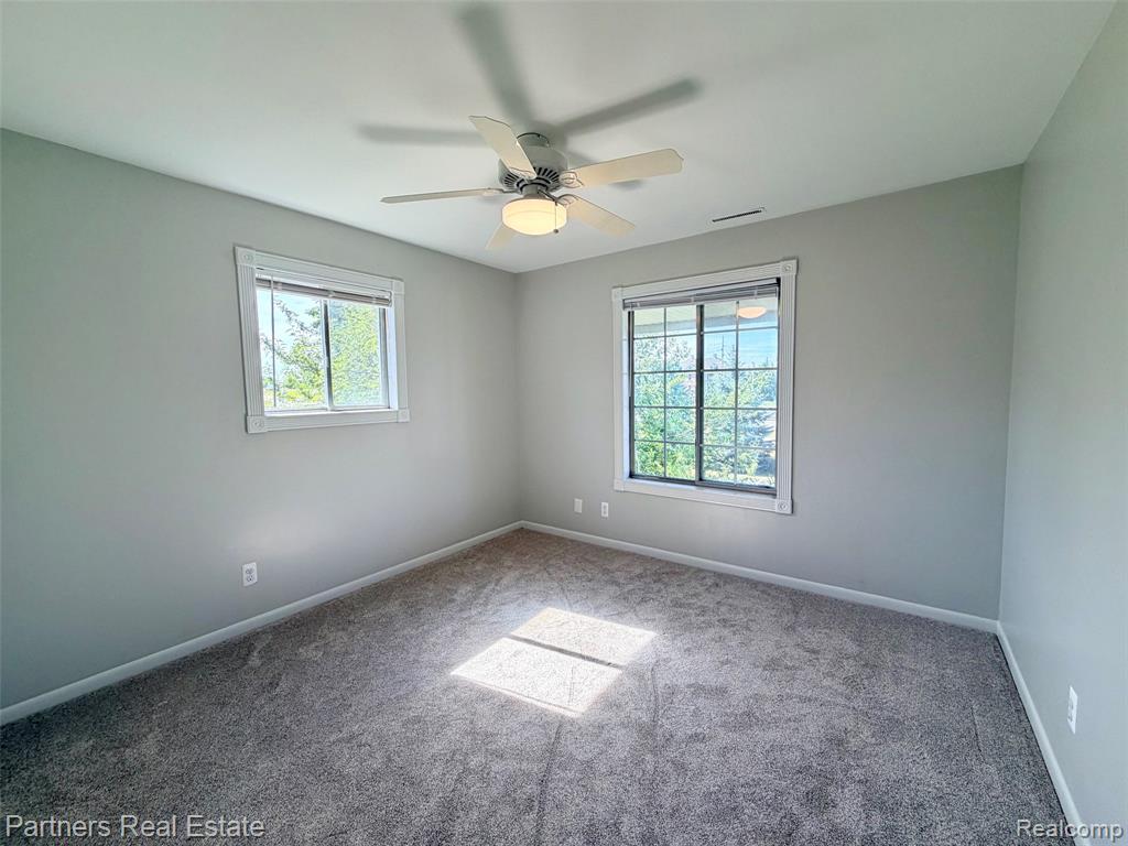 507 W Highland Road, 11, Howell, MI 48843 — Photo 14