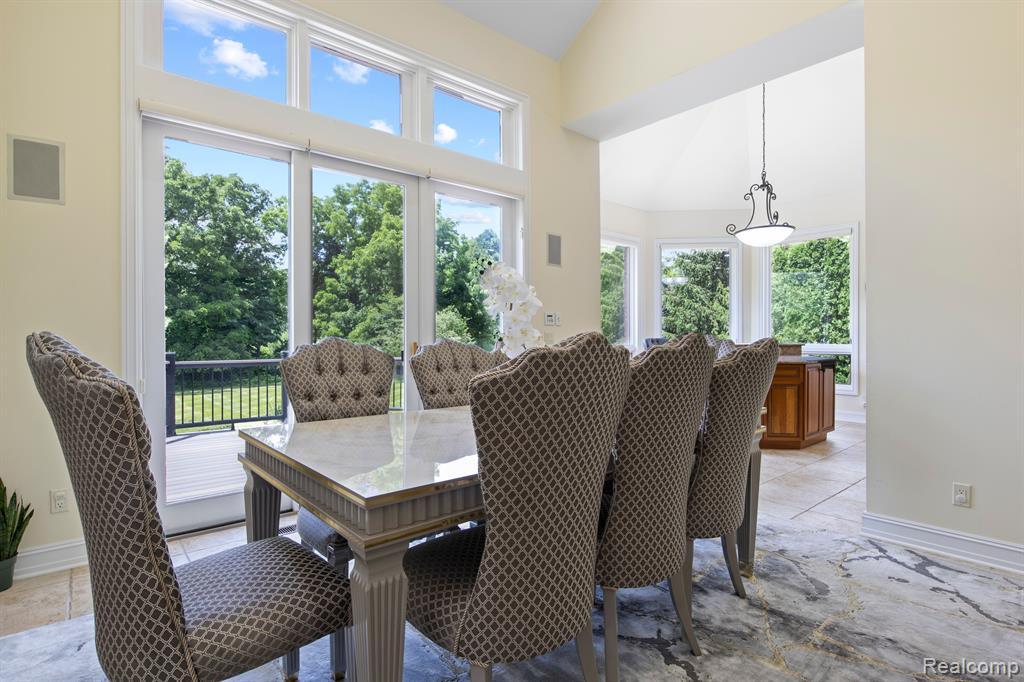 8151 ROLLING MEADOWS Drive, Canton, MI 48187 — Photo 45