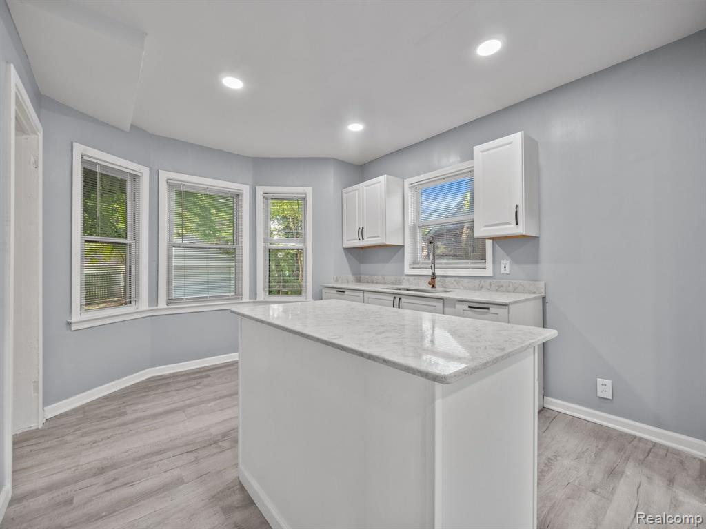 14514 CHANDLER PARK Drive, Detroit, MI 48224 — Photo 9