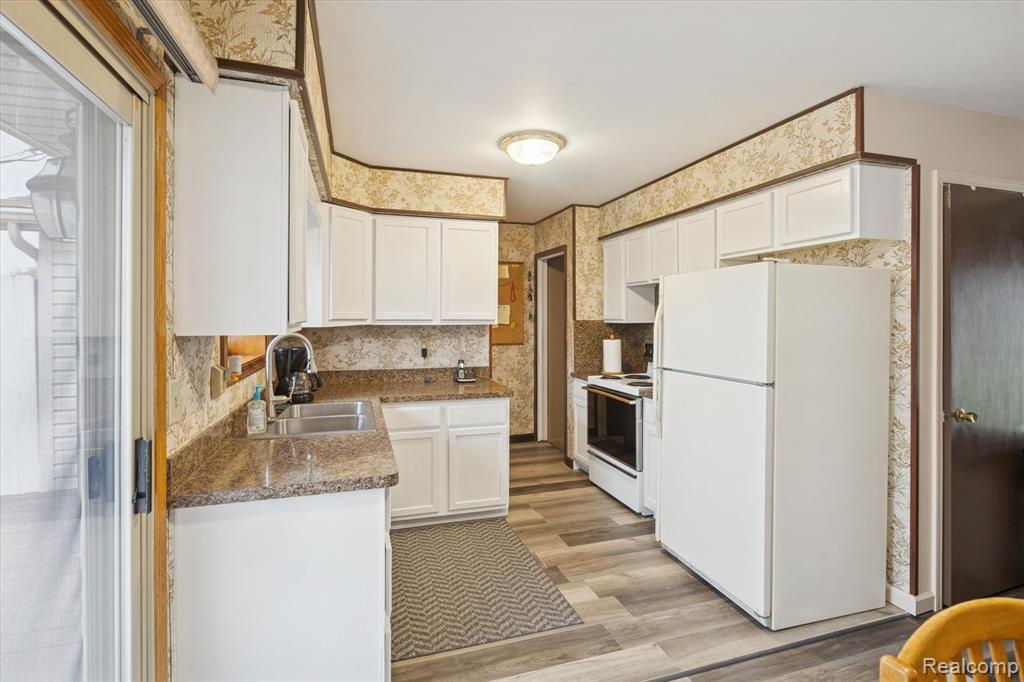 4225 Lapeer Street, Columbiaville, MI 48421 — Photo 10